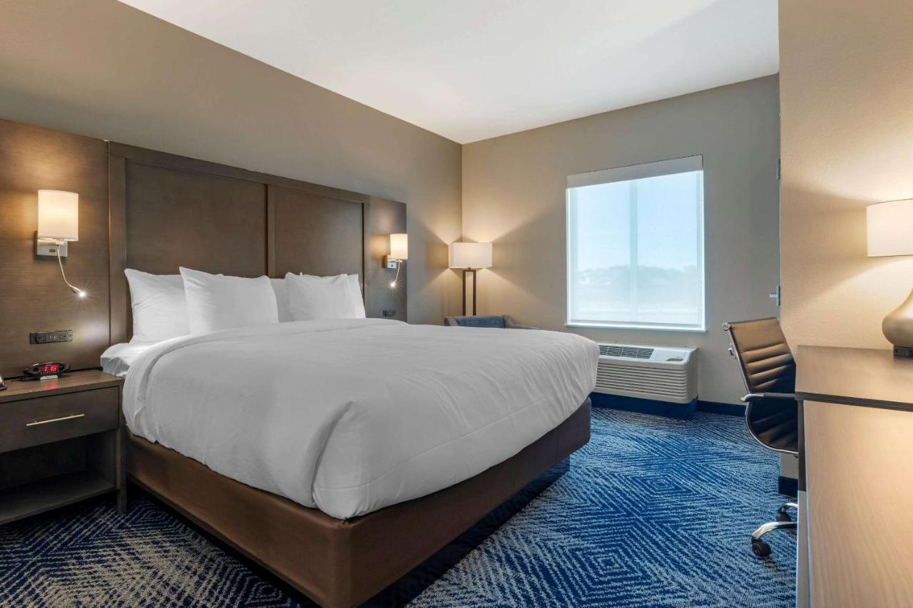 Comfort Inn & Suites Balch Springs - Se Dallas Exteriör bild