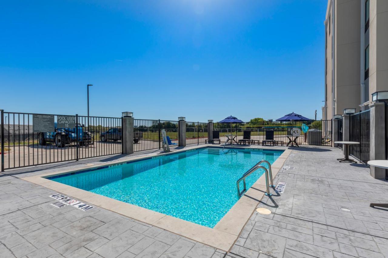 Comfort Inn & Suites Balch Springs - Se Dallas Exteriör bild