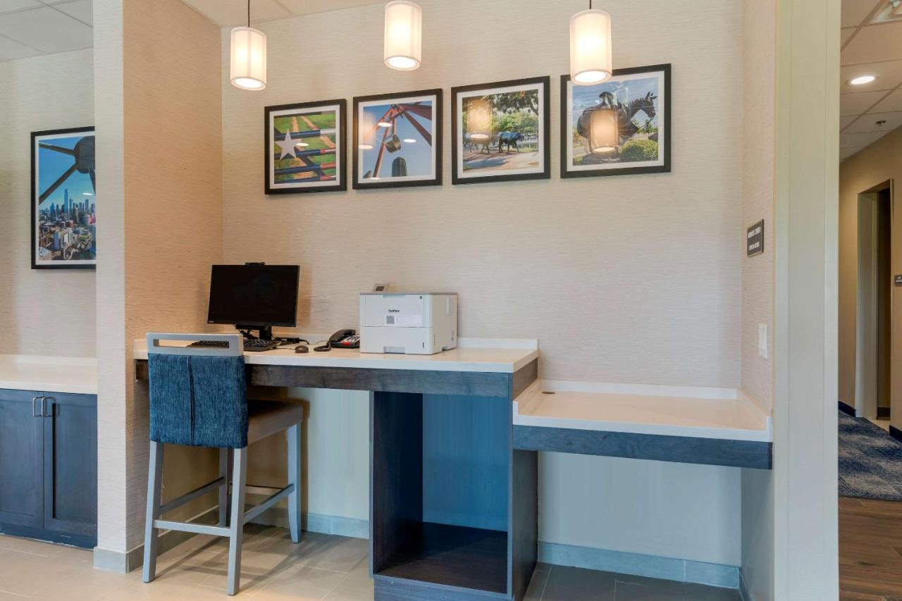 Comfort Inn & Suites Balch Springs - Se Dallas Exteriör bild